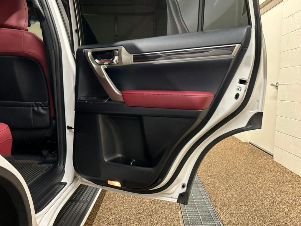 used 2020 Lexus GX 460 car, priced at $39,000
