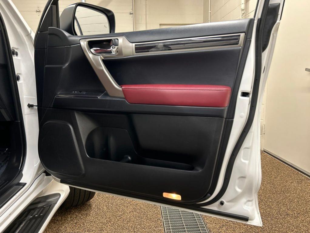 used 2020 Lexus GX 460 car, priced at $39,000