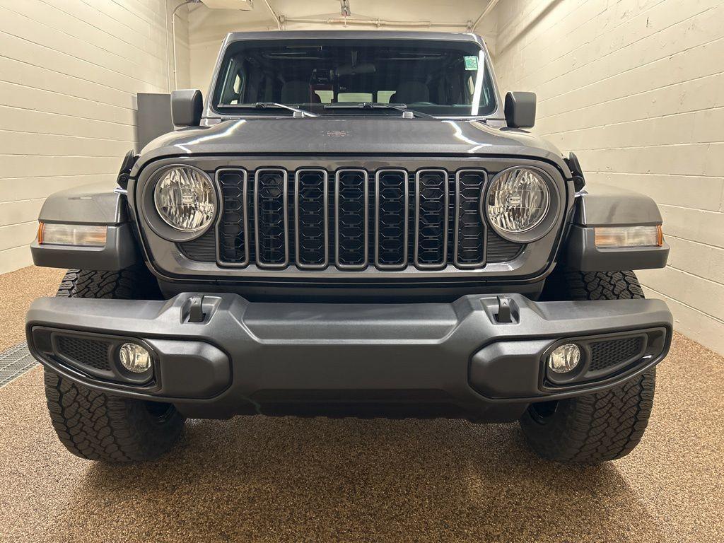used 2024 Jeep Gladiator car, priced at $38,000