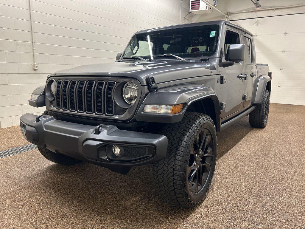 used 2024 Jeep Gladiator car, priced at $38,000