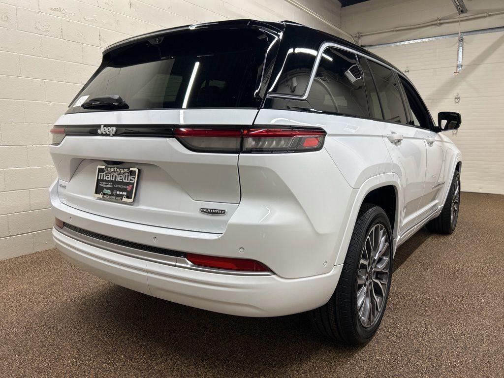 new 2026 Jeep Grand Cherokee car, priced at $60,109