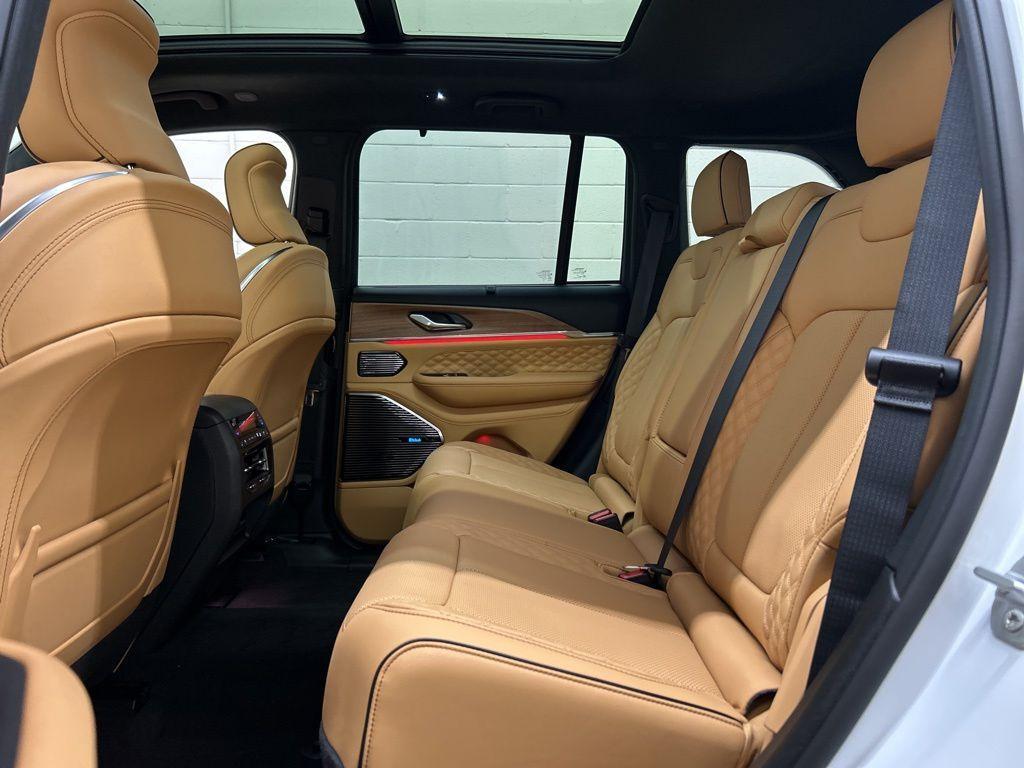 new 2026 Jeep Grand Cherokee car, priced at $60,109