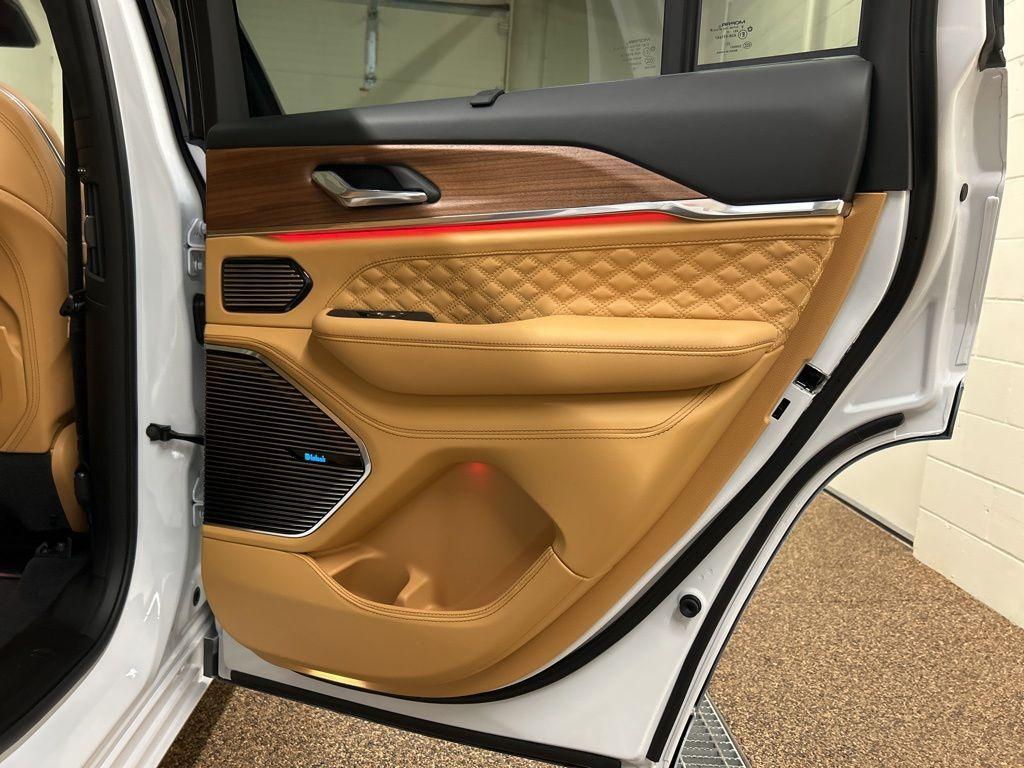 new 2026 Jeep Grand Cherokee car, priced at $60,109