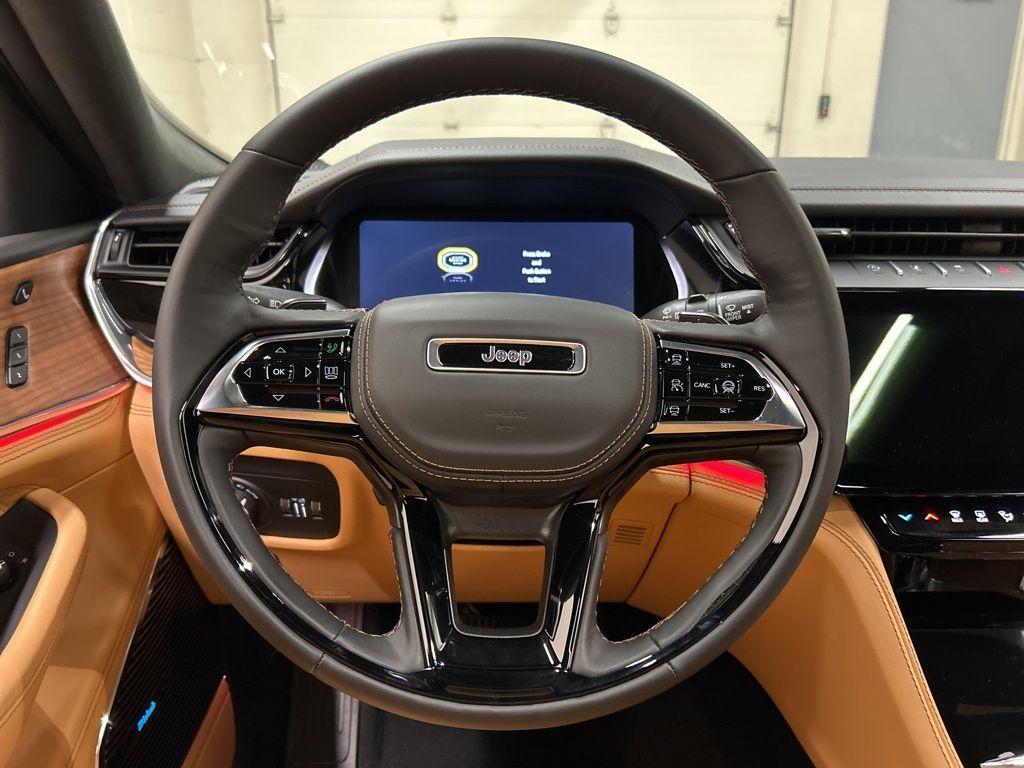 new 2026 Jeep Grand Cherokee car, priced at $60,109