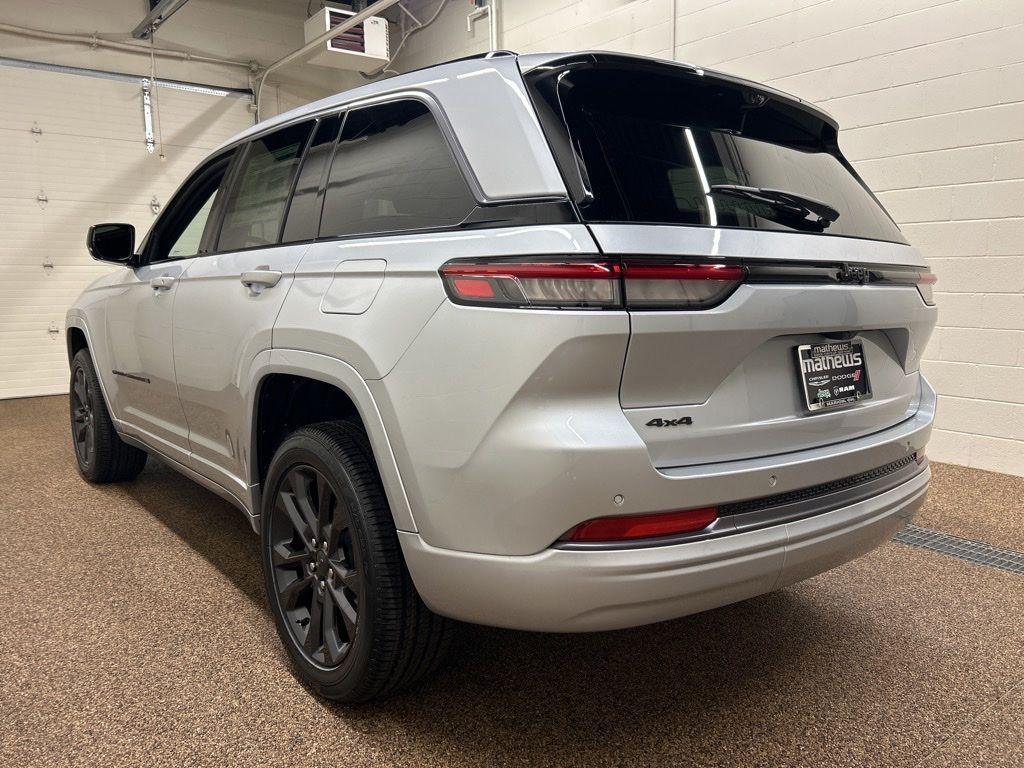 new 2026 Jeep Grand Cherokee car, priced at $49,687