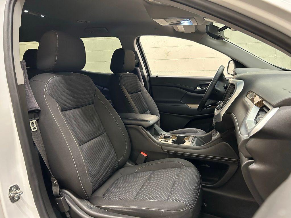 used 2022 GMC Acadia car, priced at $23,500