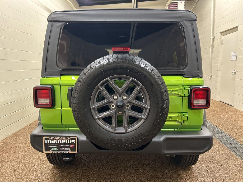 new 2026 Jeep Wrangler car, priced at $40,868