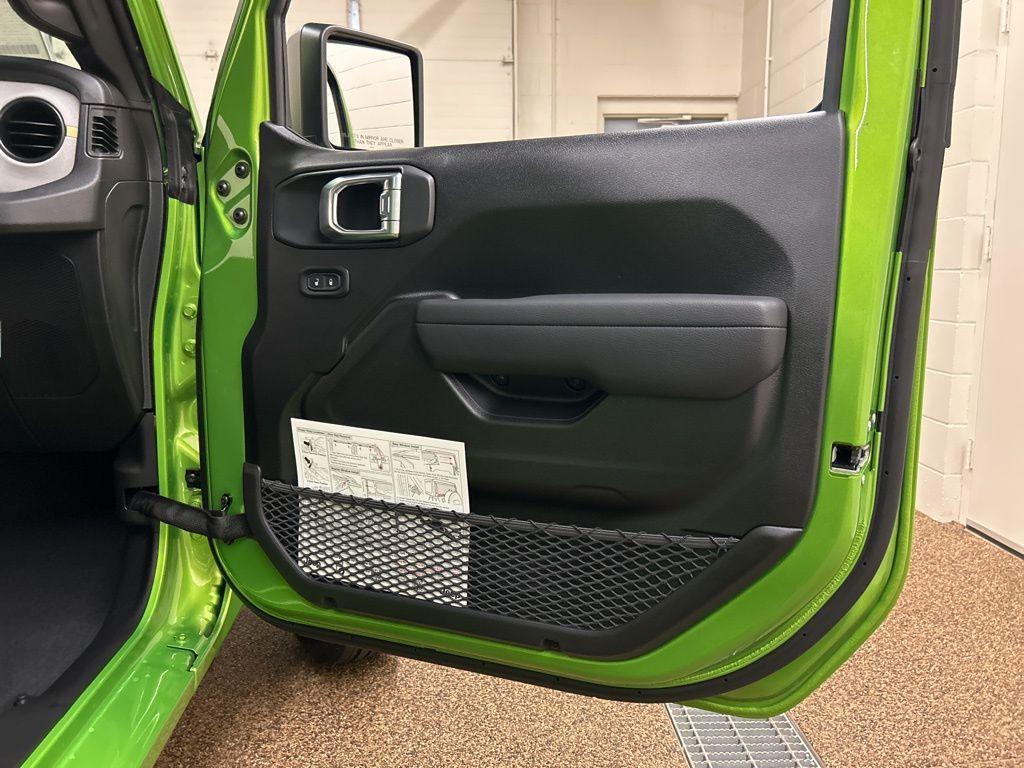 new 2026 Jeep Wrangler car, priced at $40,868