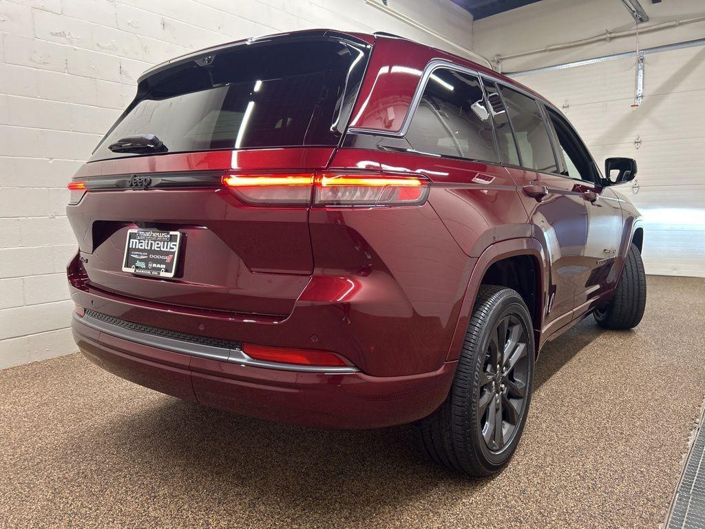 new 2026 Jeep Grand Cherokee car, priced at $50,744