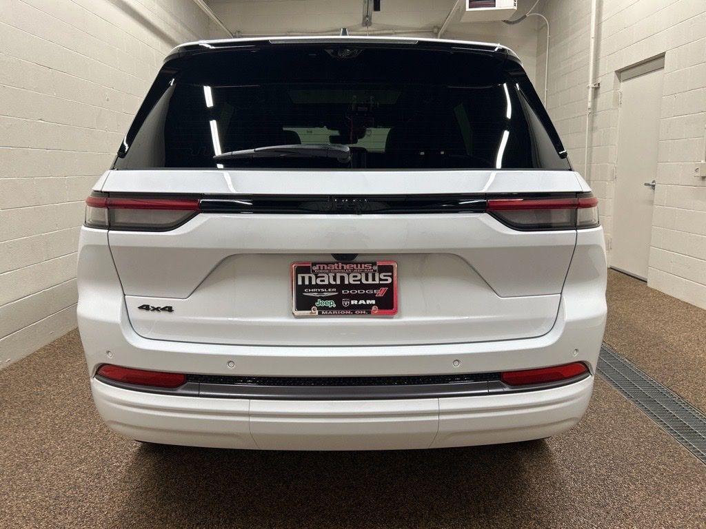 new 2026 Jeep Grand Cherokee car, priced at $50,651