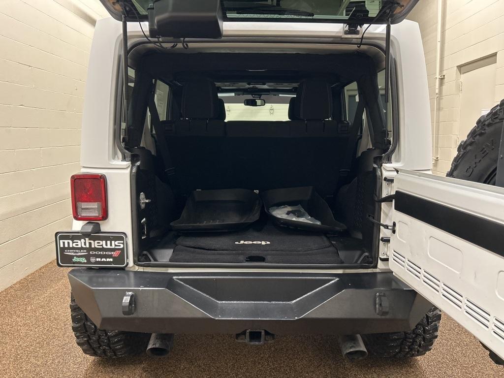 used 2015 Jeep Wrangler Unlimited car, priced at $19,500