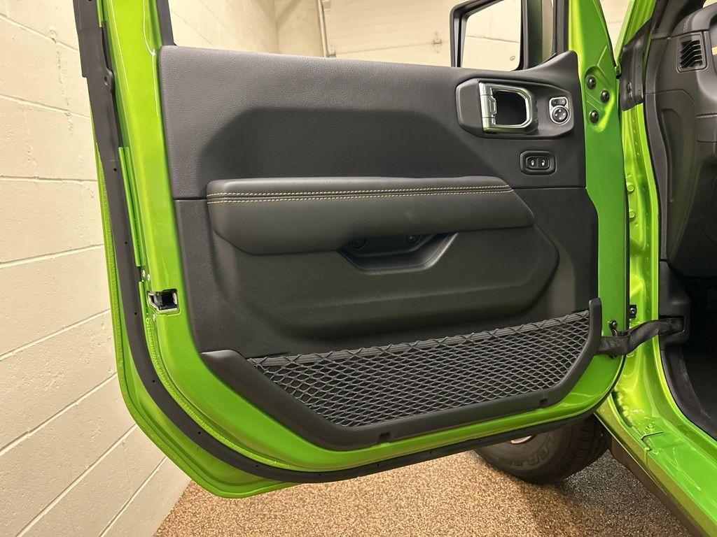 new 2026 Jeep Gladiator car, priced at $48,450