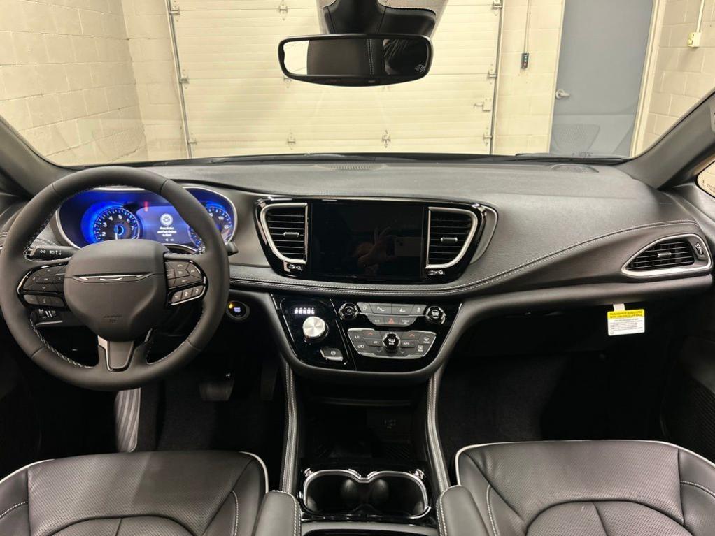 new 2027 Chrysler Pacifica car, priced at $52,180