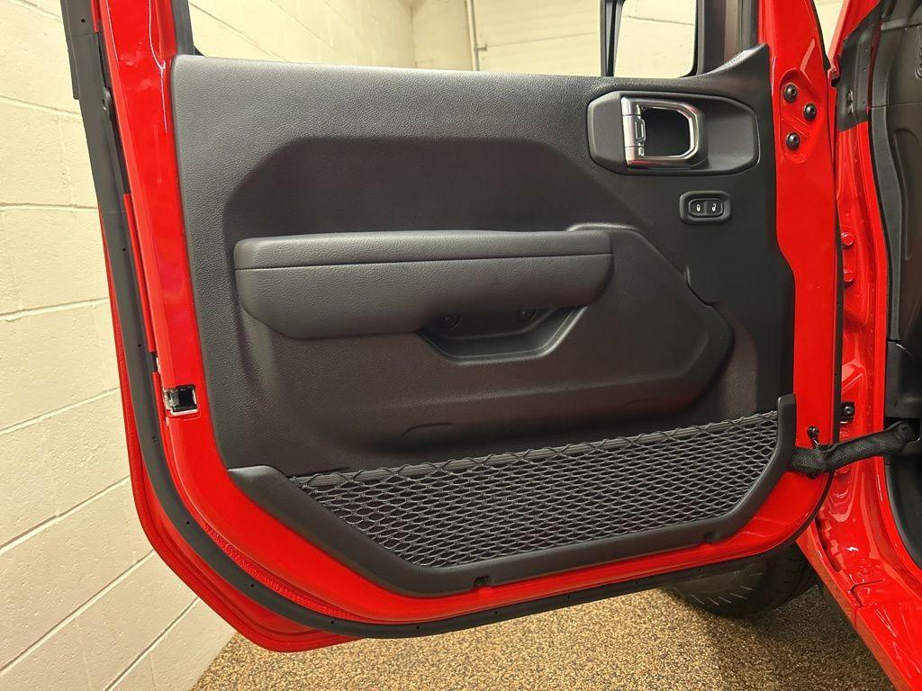 new 2026 Jeep Wrangler car, priced at $39,332