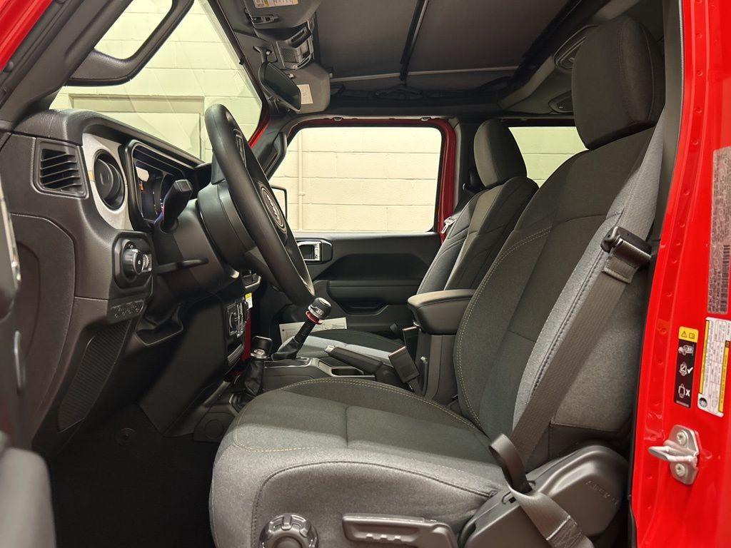 new 2026 Jeep Wrangler car, priced at $39,332