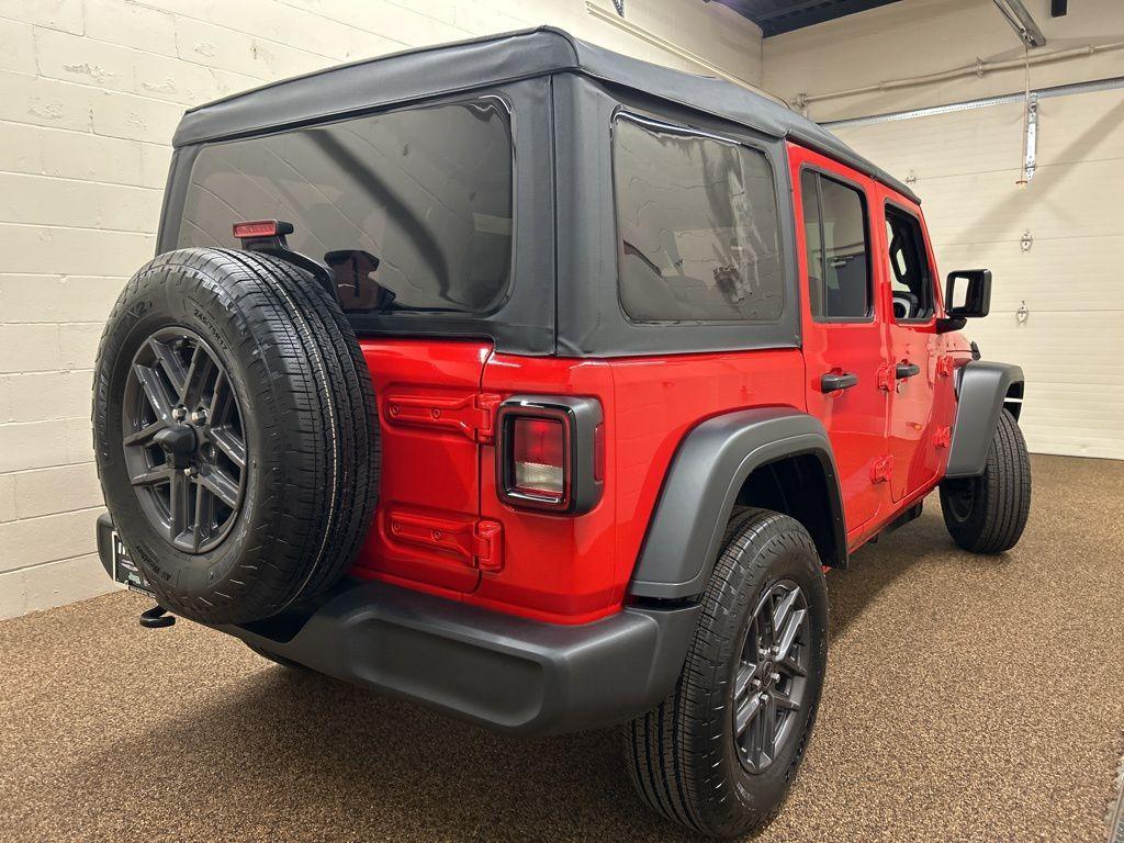 new 2026 Jeep Wrangler car, priced at $39,332