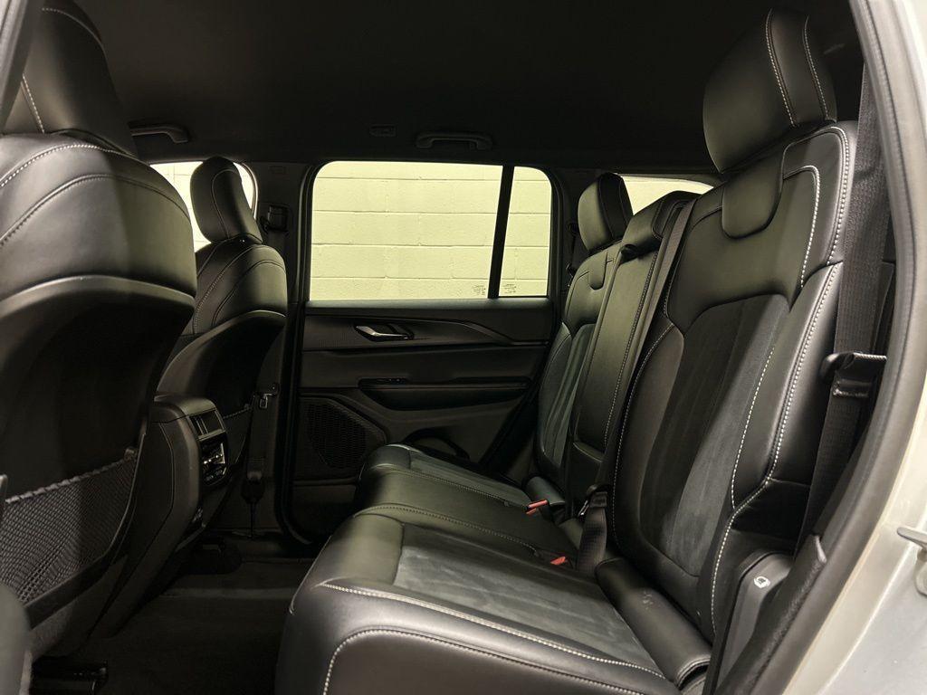 used 2025 Jeep Grand Cherokee car, priced at $34,500