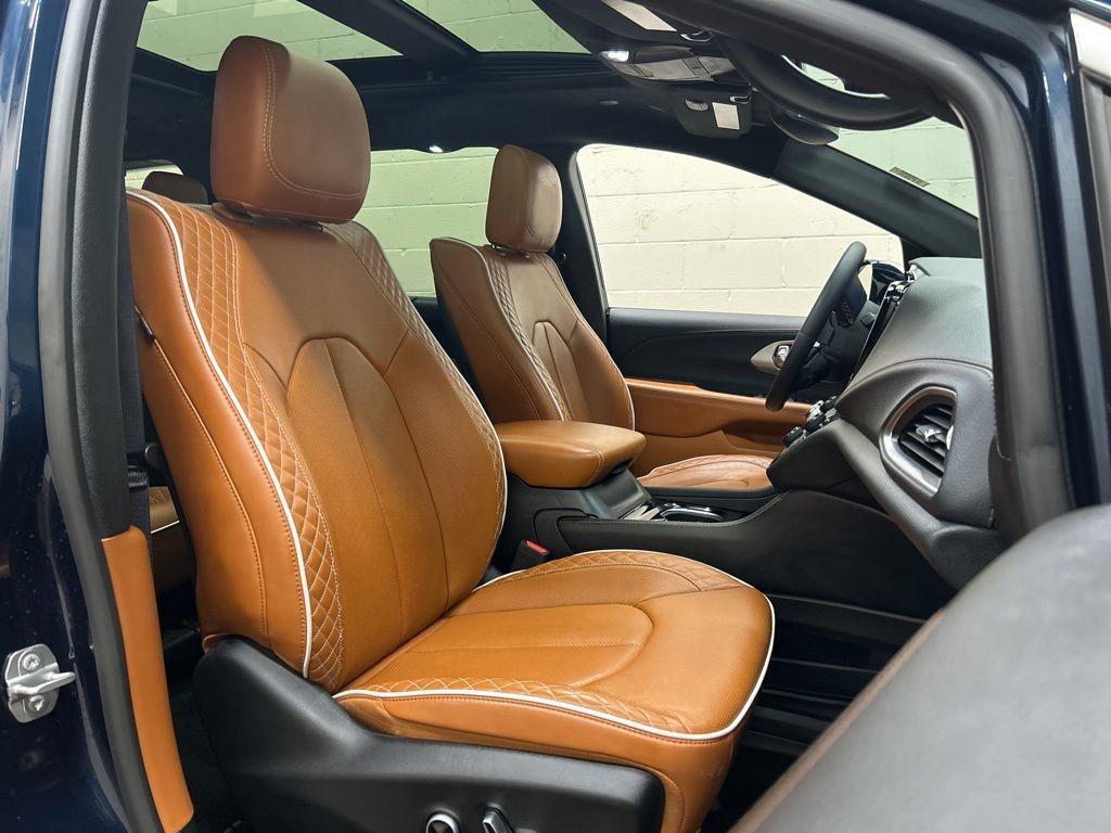 used 2024 Chrysler Pacifica car, priced at $44,000
