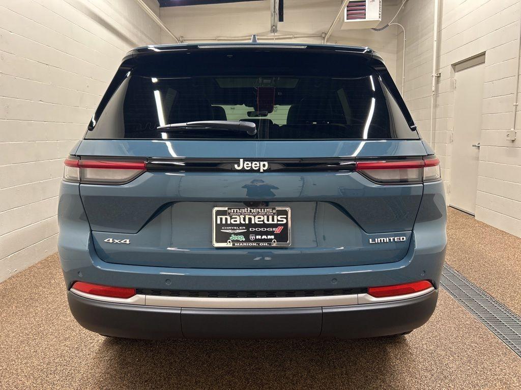 new 2026 Jeep Grand Cherokee car, priced at $47,051