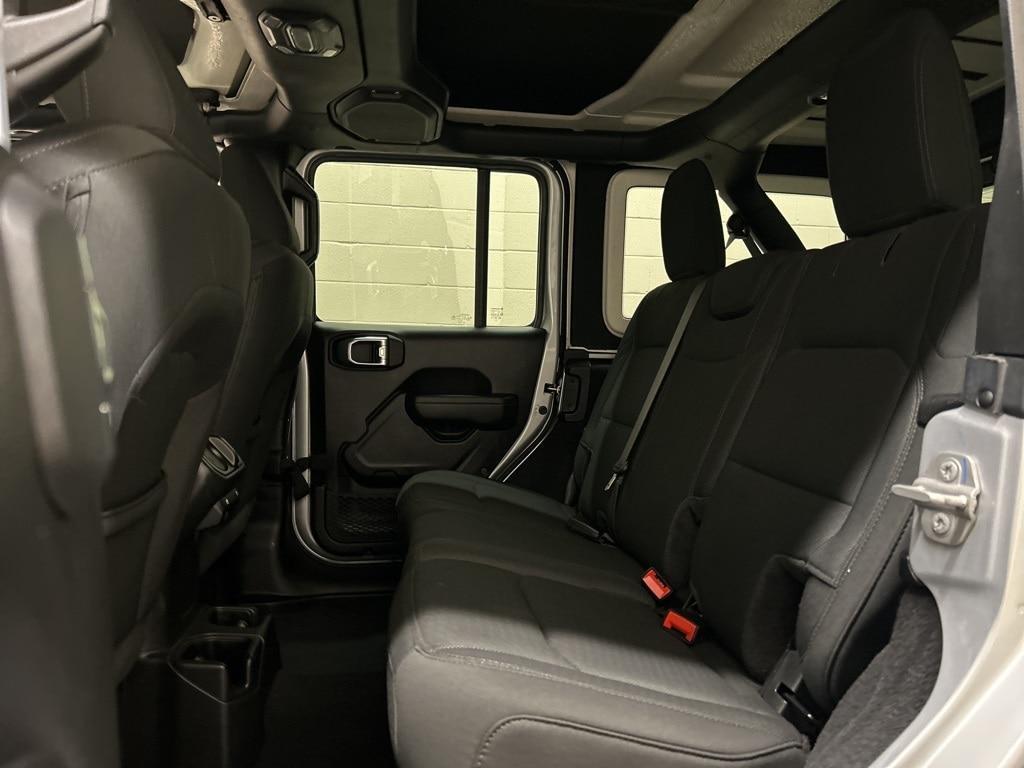 used 2022 Jeep Wrangler Unlimited car, priced at $28,000