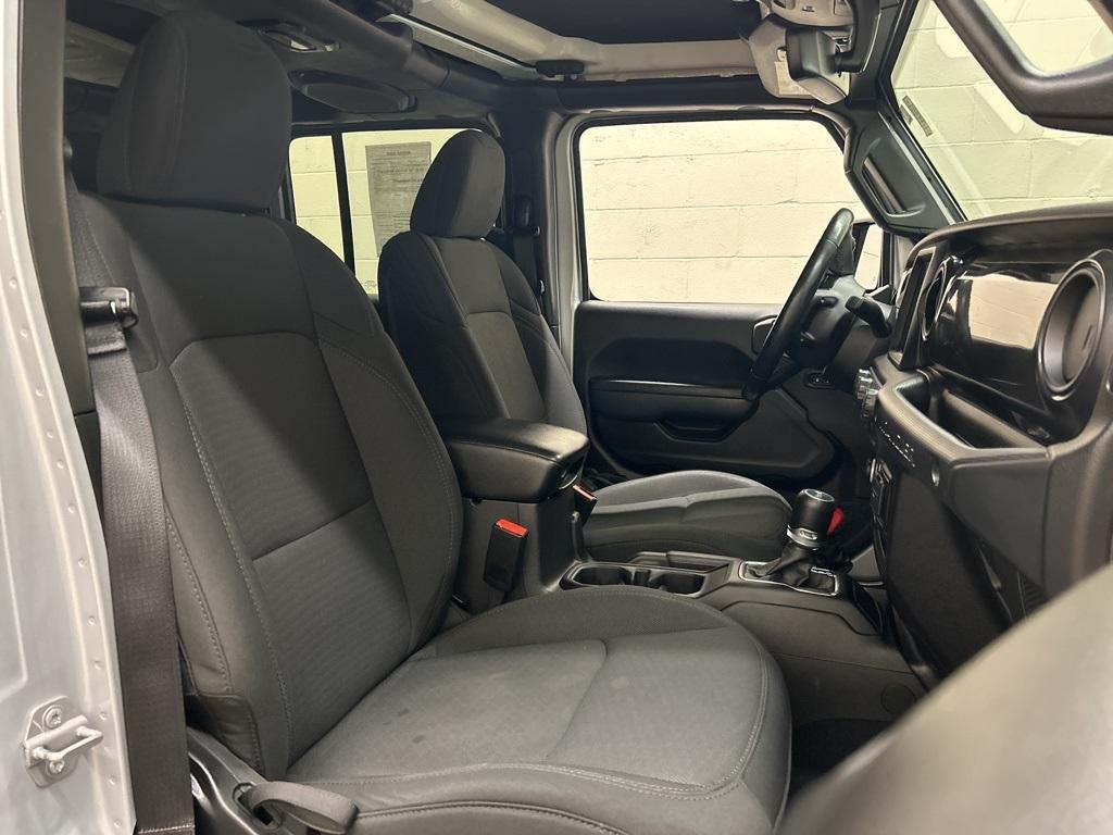 used 2022 Jeep Wrangler Unlimited car, priced at $28,000