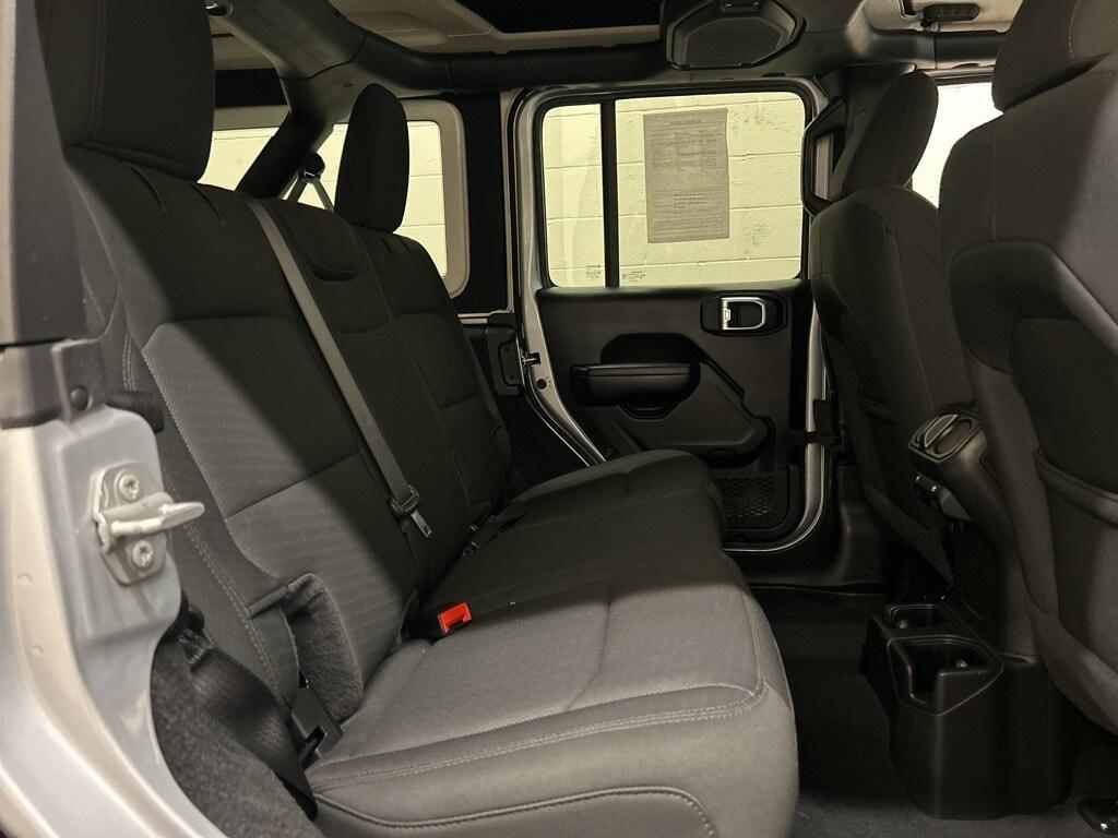 used 2022 Jeep Wrangler Unlimited car, priced at $28,000