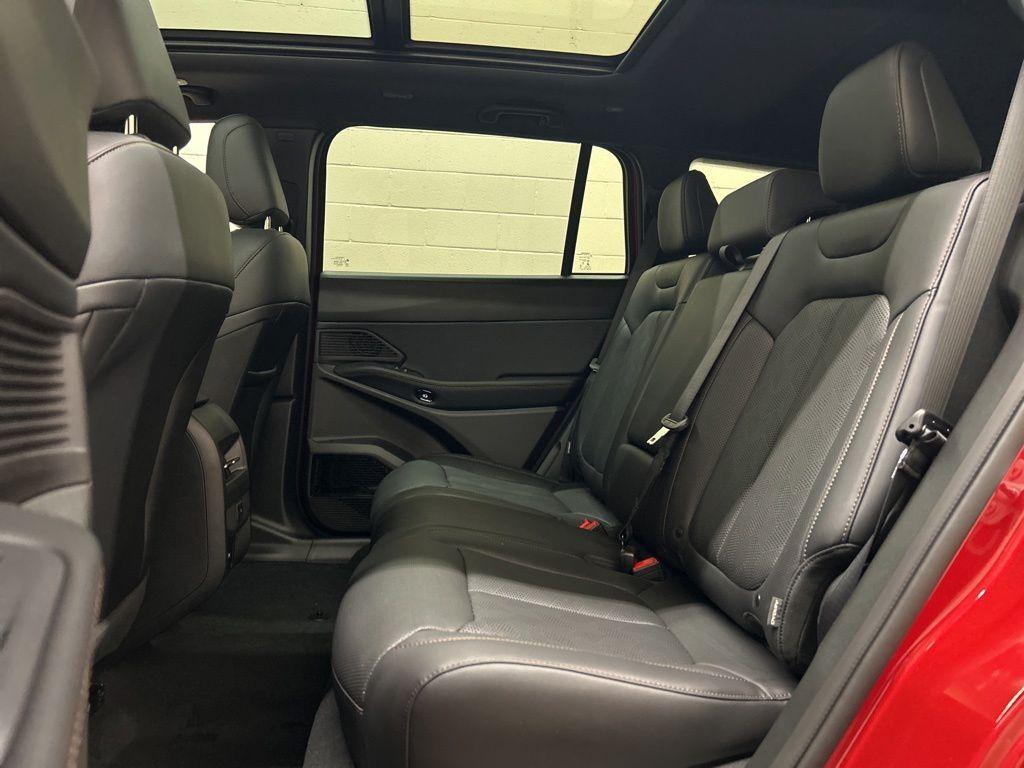new 2026 Jeep Cherokee car, priced at $44,661