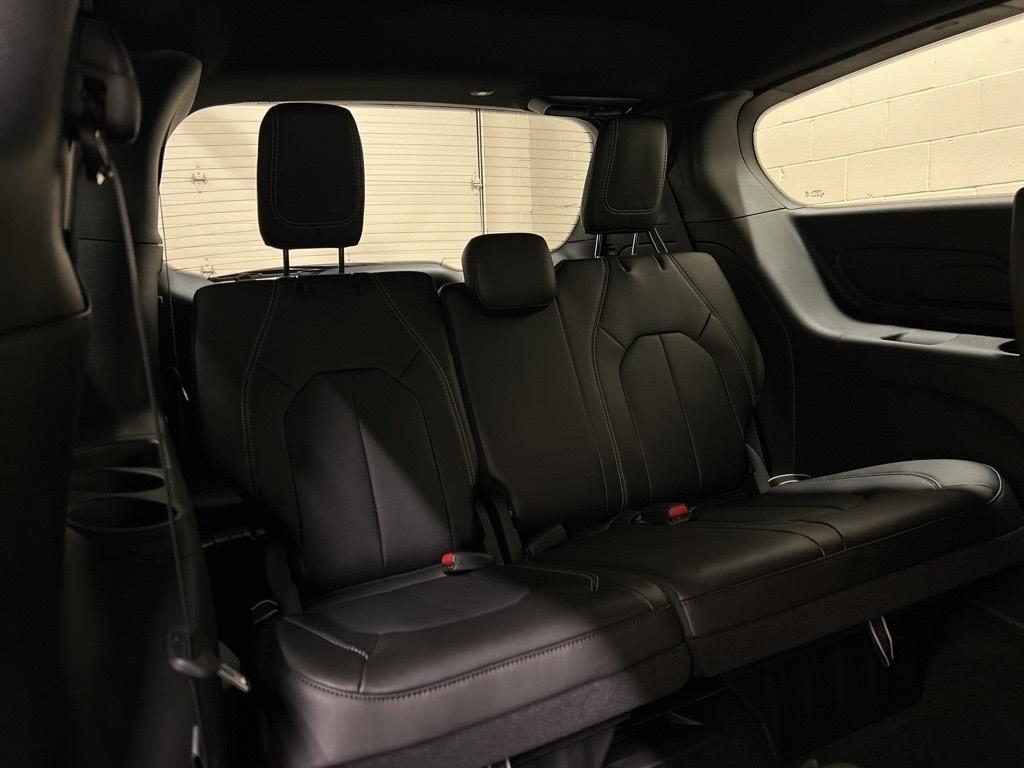 new 2026 Chrysler Pacifica car, priced at $44,365