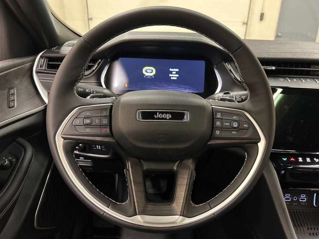 new 2026 Jeep Grand Cherokee car, priced at $51,187