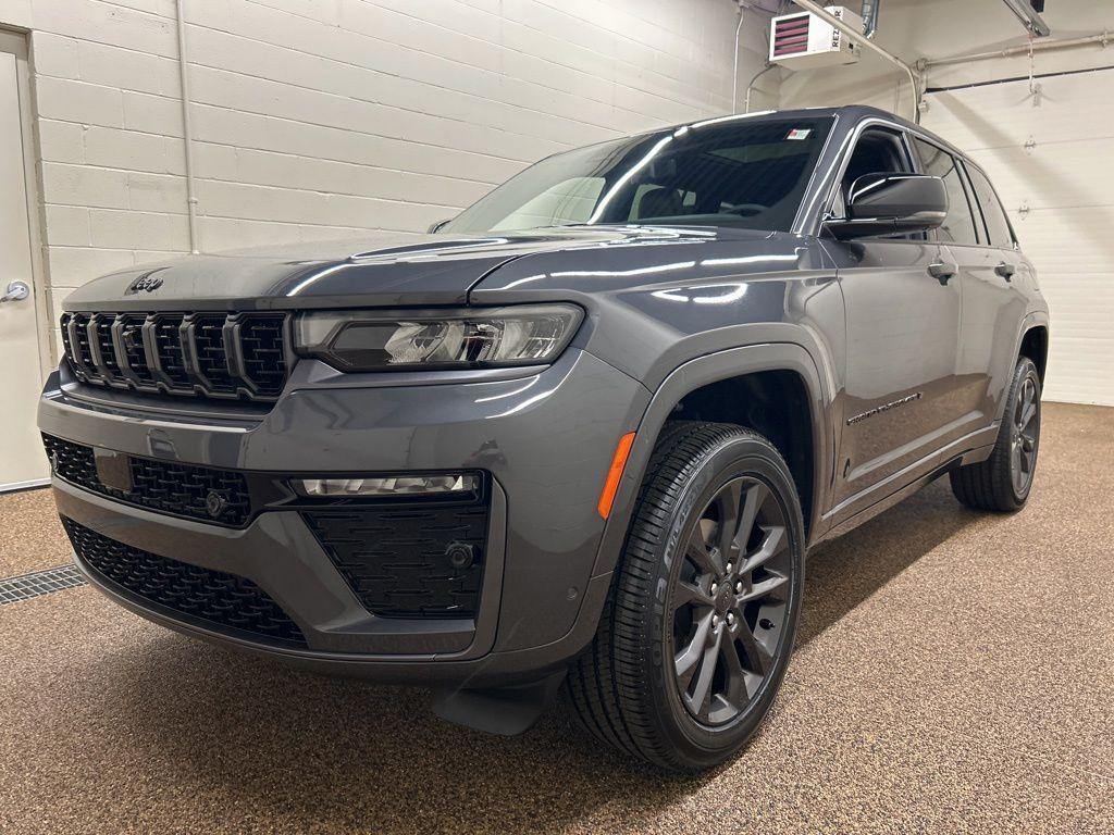 new 2026 Jeep Grand Cherokee car, priced at $51,187