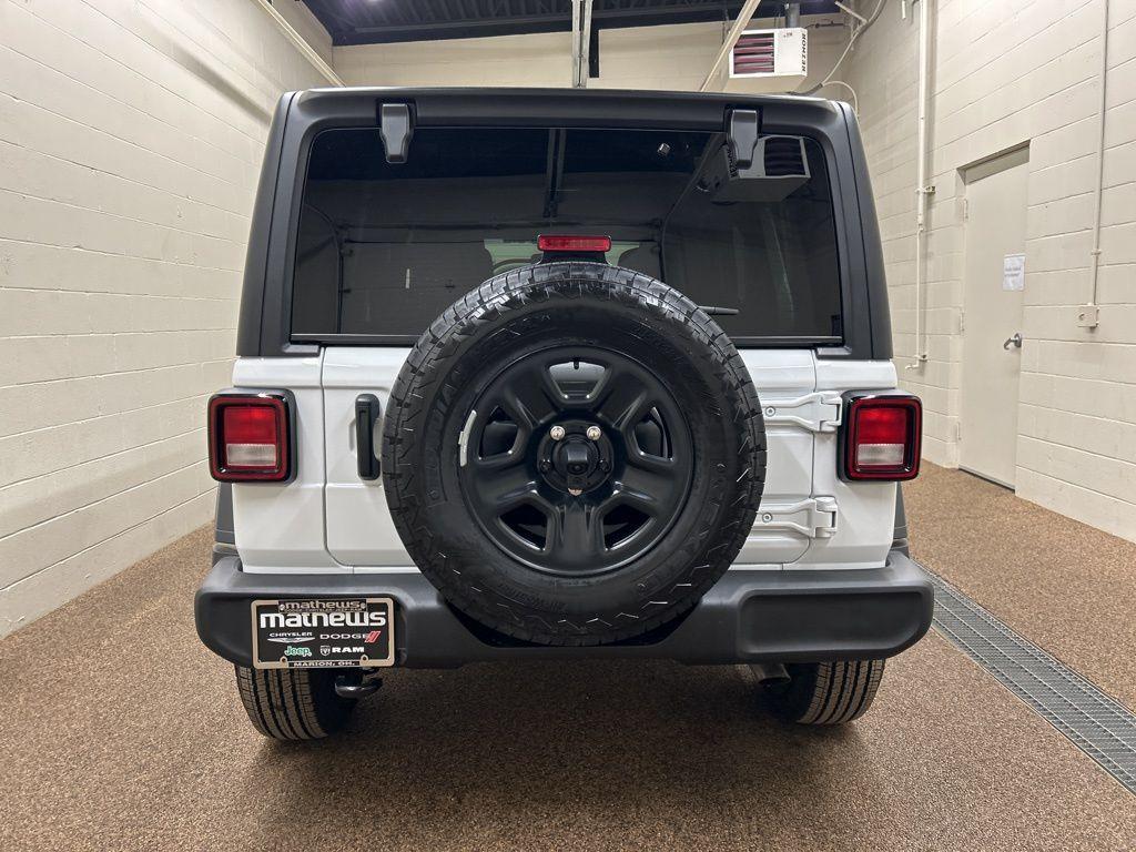 new 2026 Jeep Wrangler car, priced at $40,214