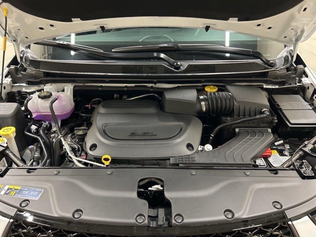 new 2026 Chrysler Pacifica car, priced at $40,389