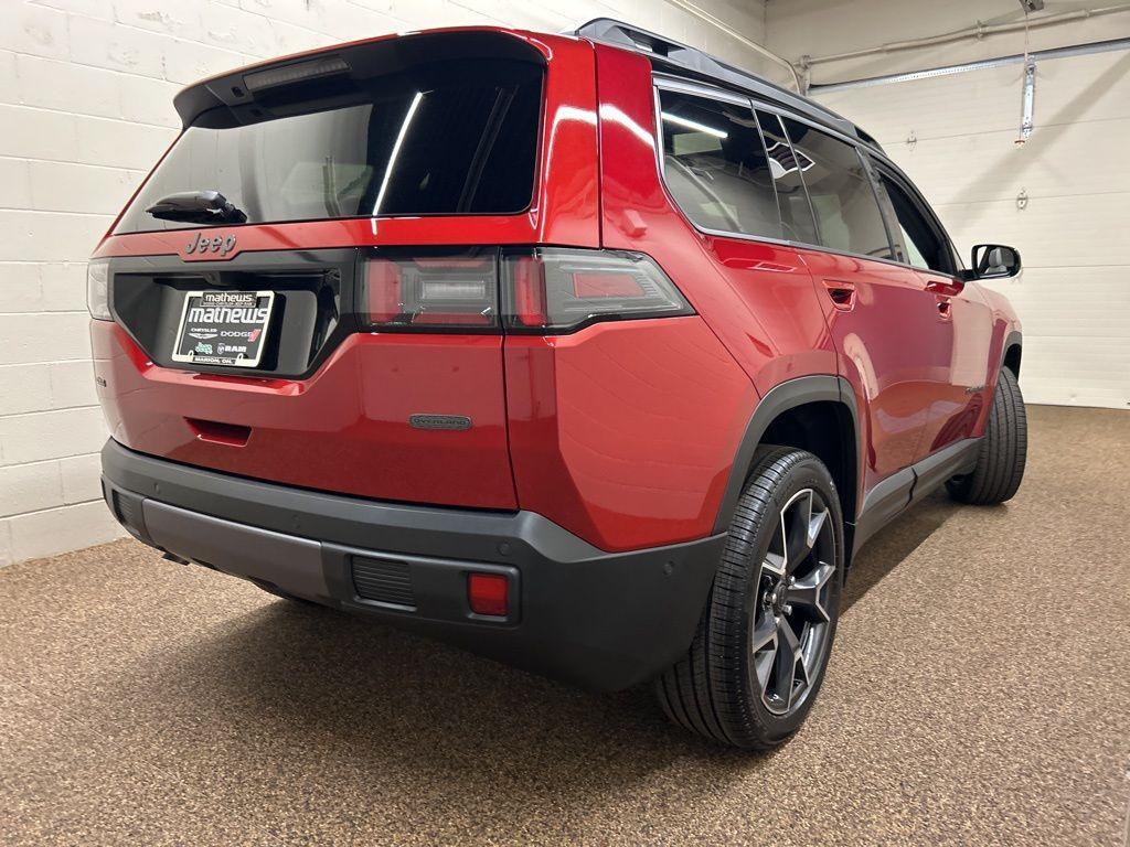 new 2026 Jeep Cherokee car, priced at $43,433