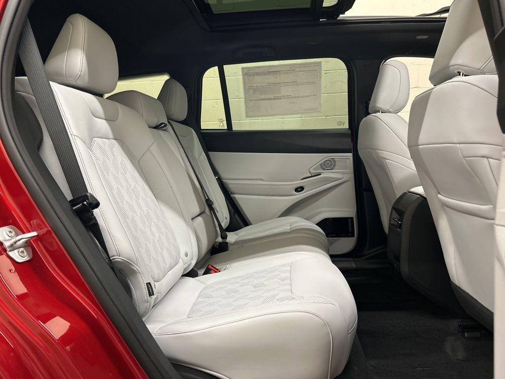 new 2026 Jeep Cherokee car, priced at $43,433