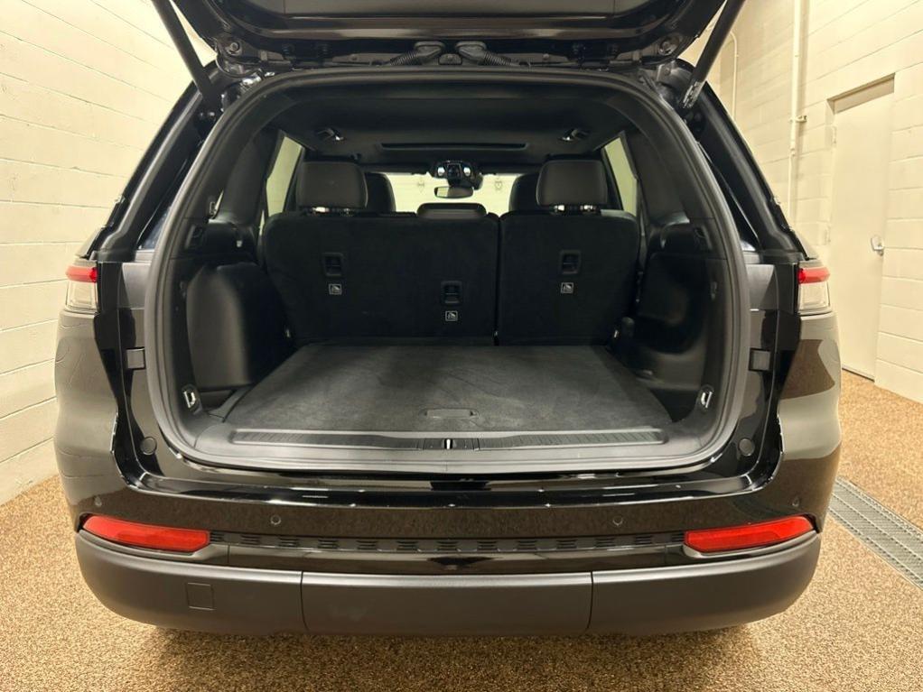 used 2024 Jeep Grand Cherokee car, priced at $35,000