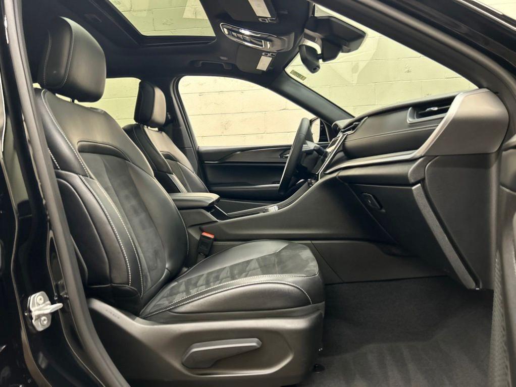 used 2024 Jeep Grand Cherokee car, priced at $35,000