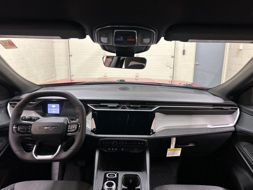 new 2026 Jeep Cherokee car, priced at $38,533