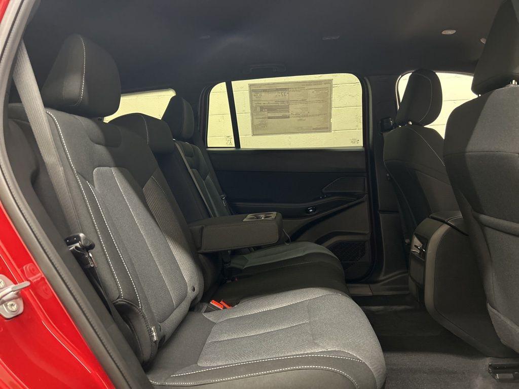 new 2026 Jeep Cherokee car, priced at $38,533