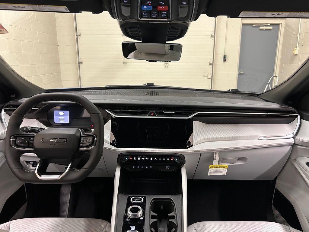 new 2026 Jeep Cherokee car, priced at $43,161