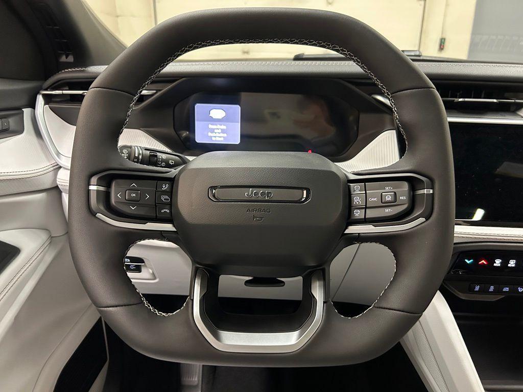 new 2026 Jeep Cherokee car, priced at $43,161
