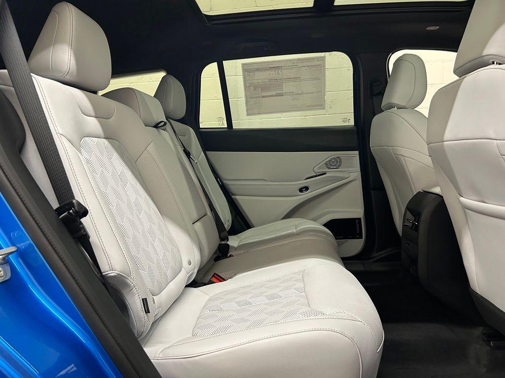 new 2026 Jeep Cherokee car, priced at $43,161