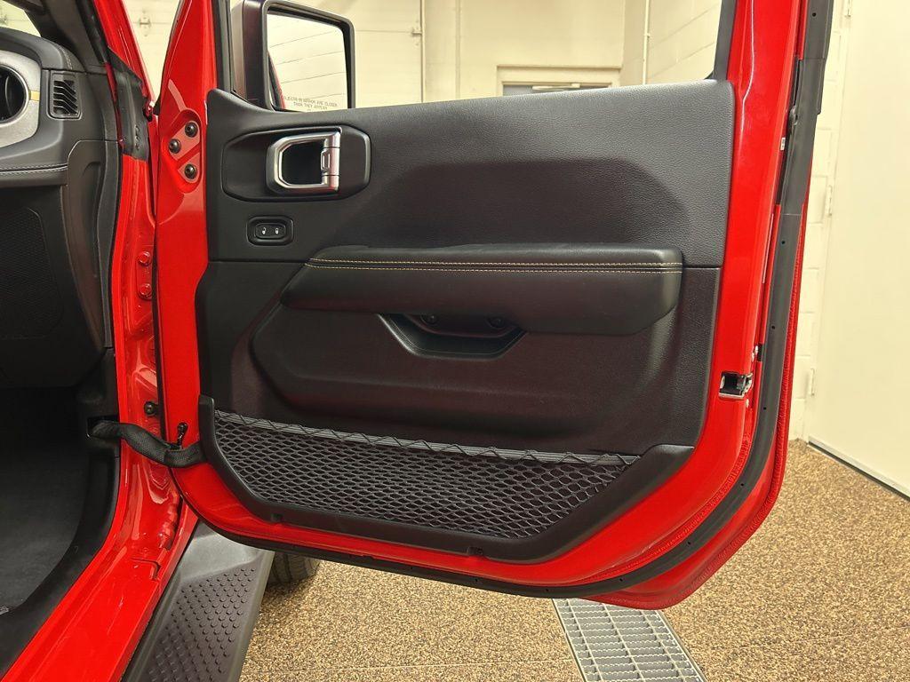 used 2025 Jeep Wrangler 4xe car, priced at $32,000