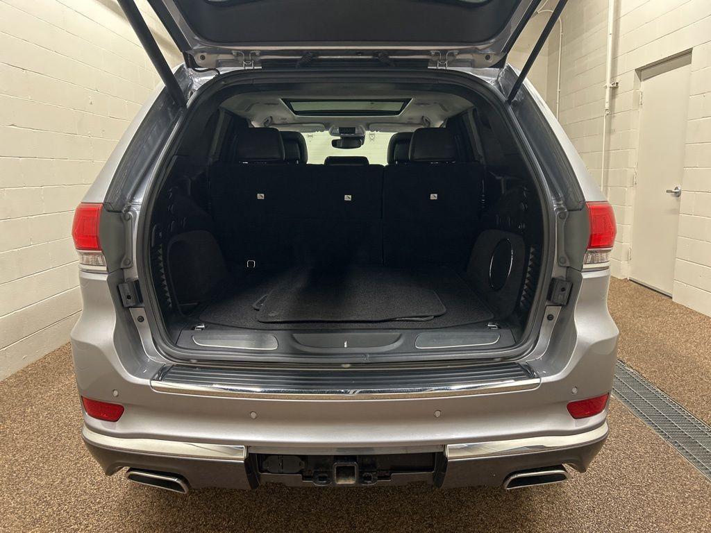 used 2019 Jeep Grand Cherokee car, priced at $23,102