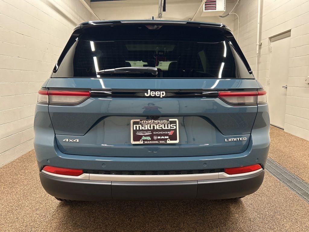 new 2026 Jeep Grand Cherokee car, priced at $49,684
