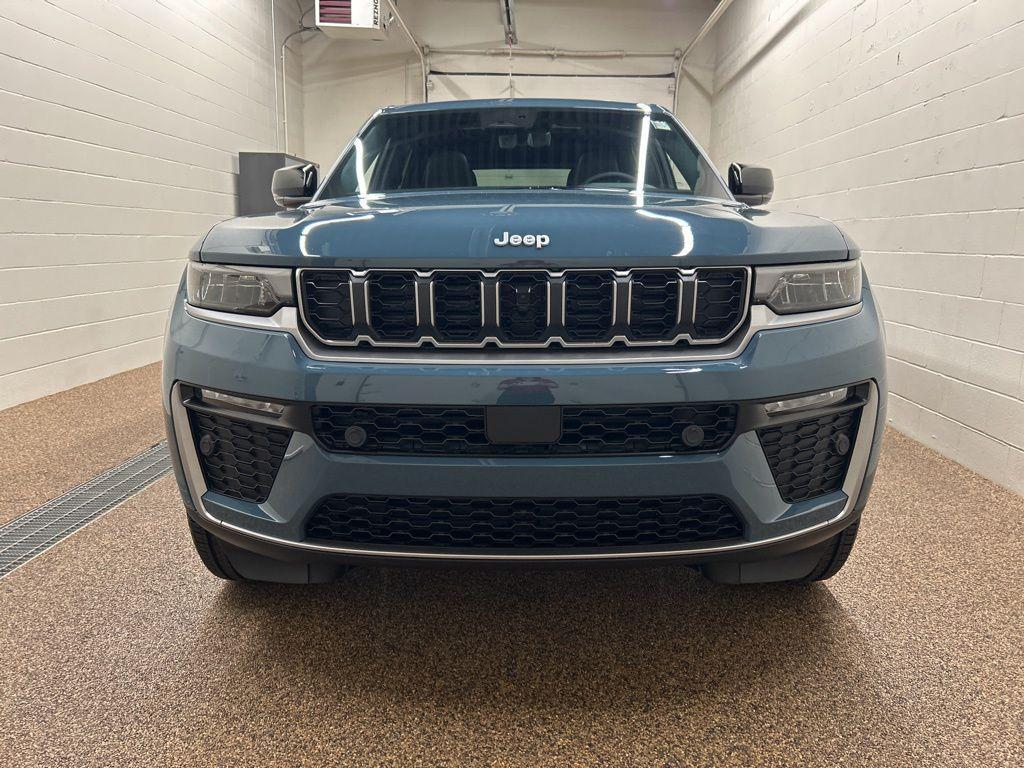 new 2026 Jeep Grand Cherokee car, priced at $49,684