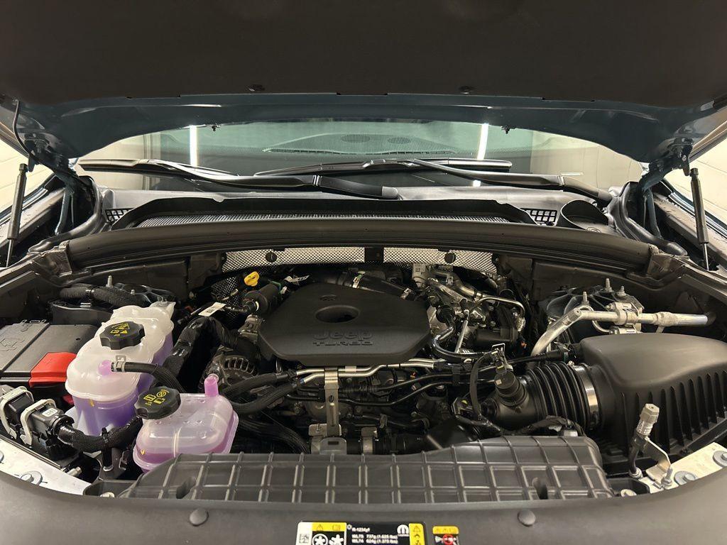 new 2026 Jeep Grand Cherokee car, priced at $49,684