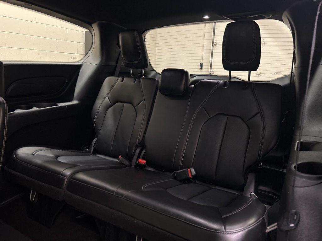 used 2025 Chrysler Pacifica car, priced at $32,000