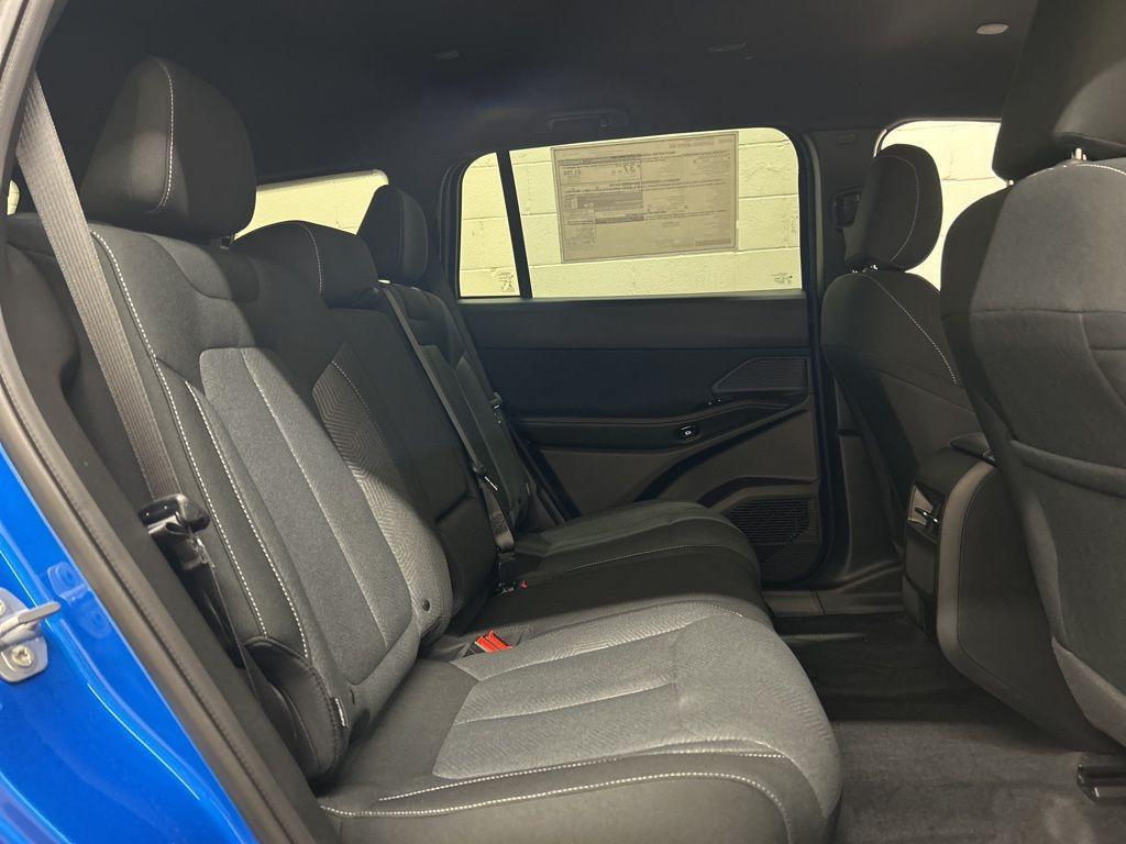 new 2026 Jeep Cherokee car, priced at $38,533