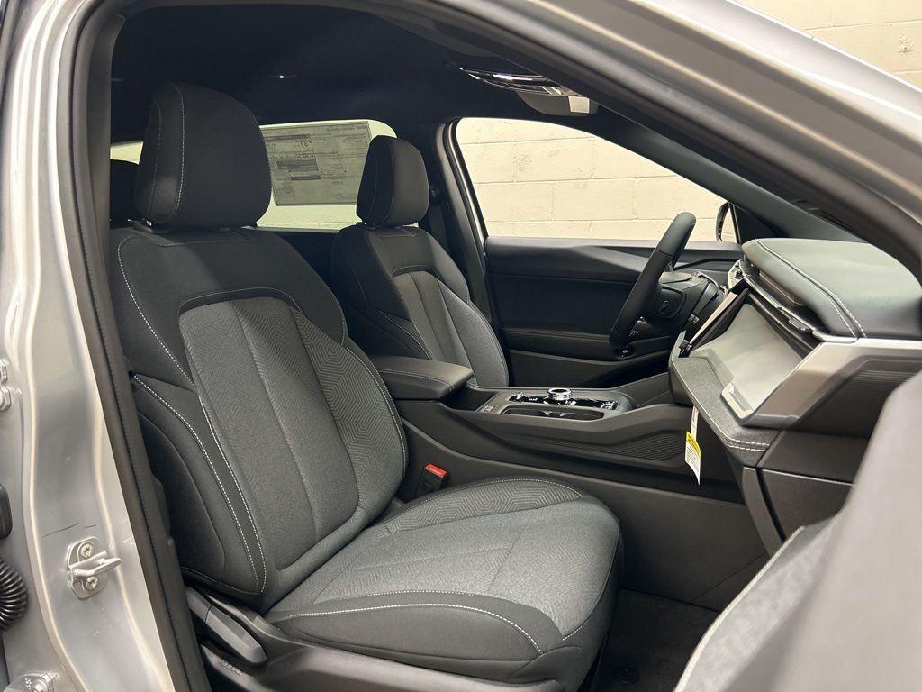 new 2026 Jeep Cherokee car, priced at $37,600