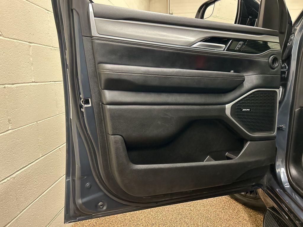used 2024 Jeep Wagoneer L car, priced at $57,900